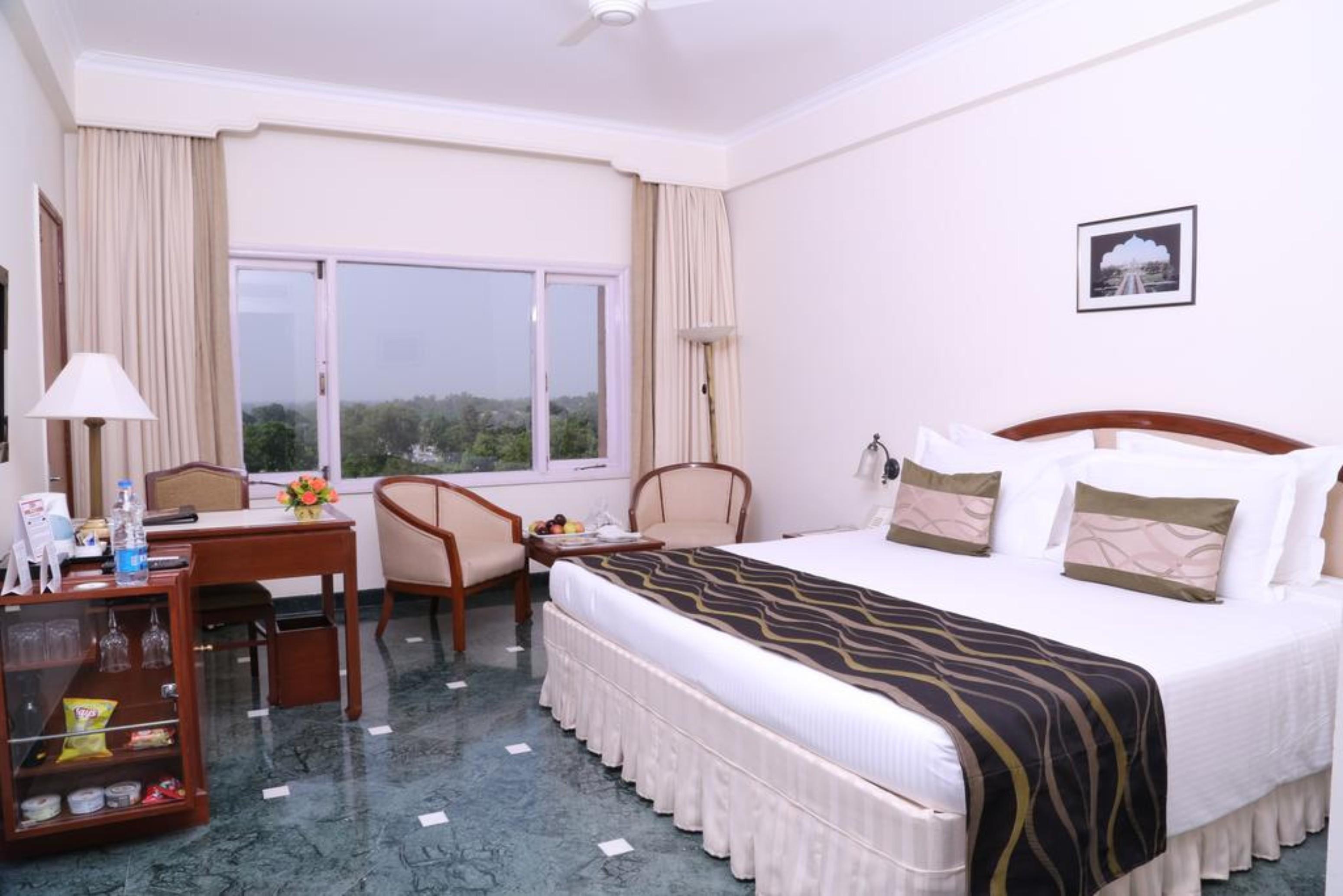 Hotel Clarks Shiraz Agra (Uttar Pradesh) Exterior foto
