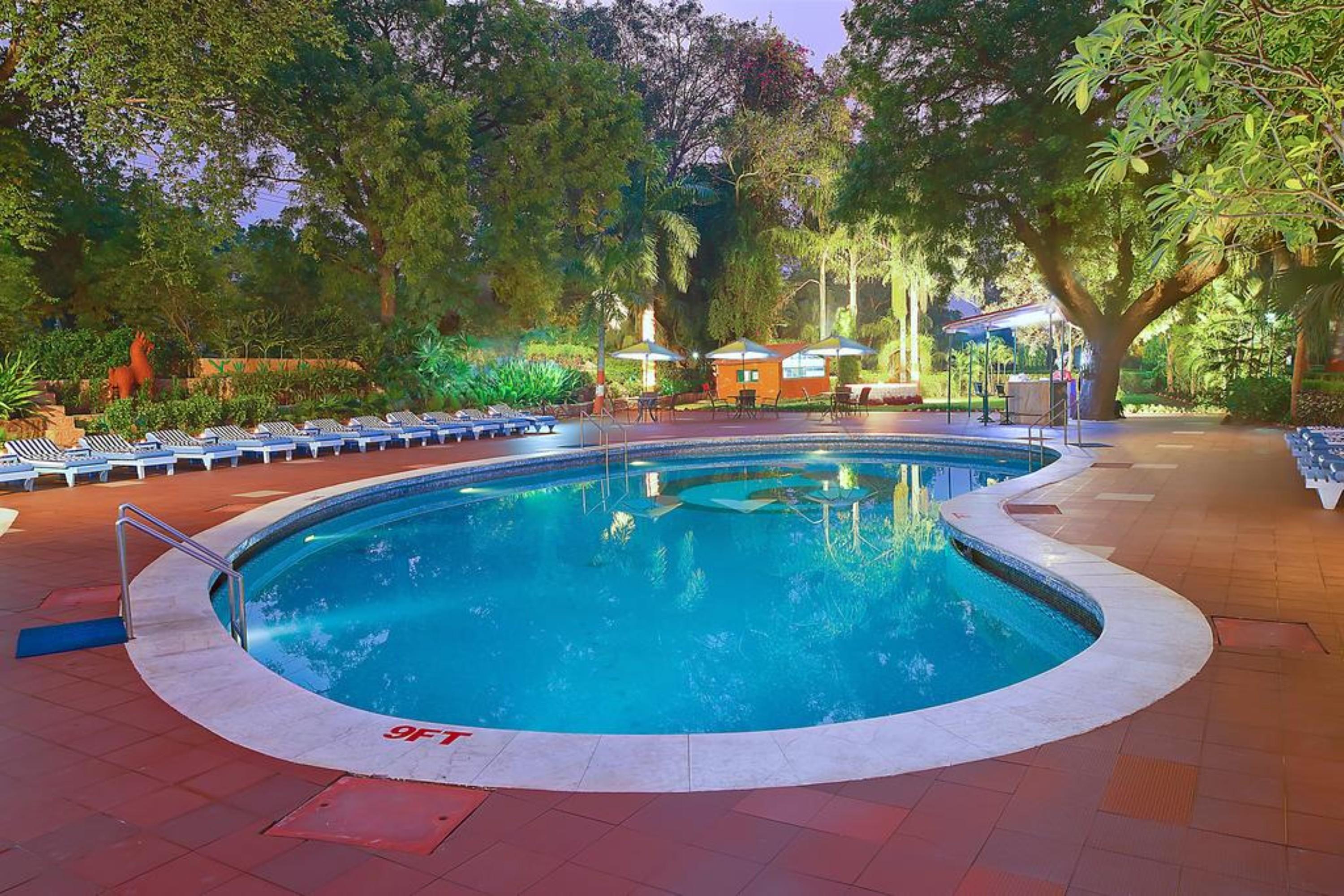 Hotel Clarks Shiraz Agra (Uttar Pradesh) Exterior foto