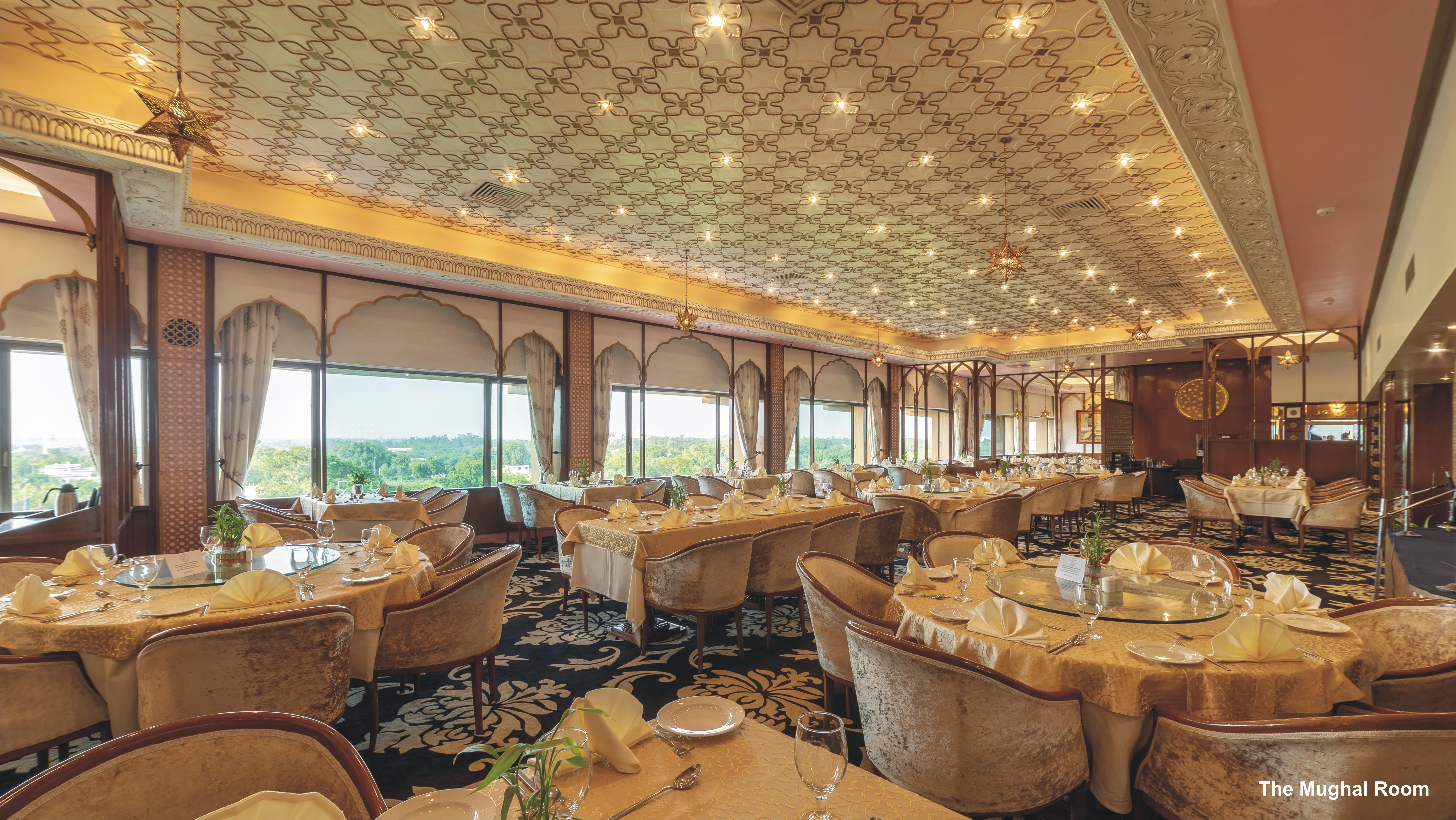 Hotel Clarks Shiraz Agra (Uttar Pradesh) Exterior foto