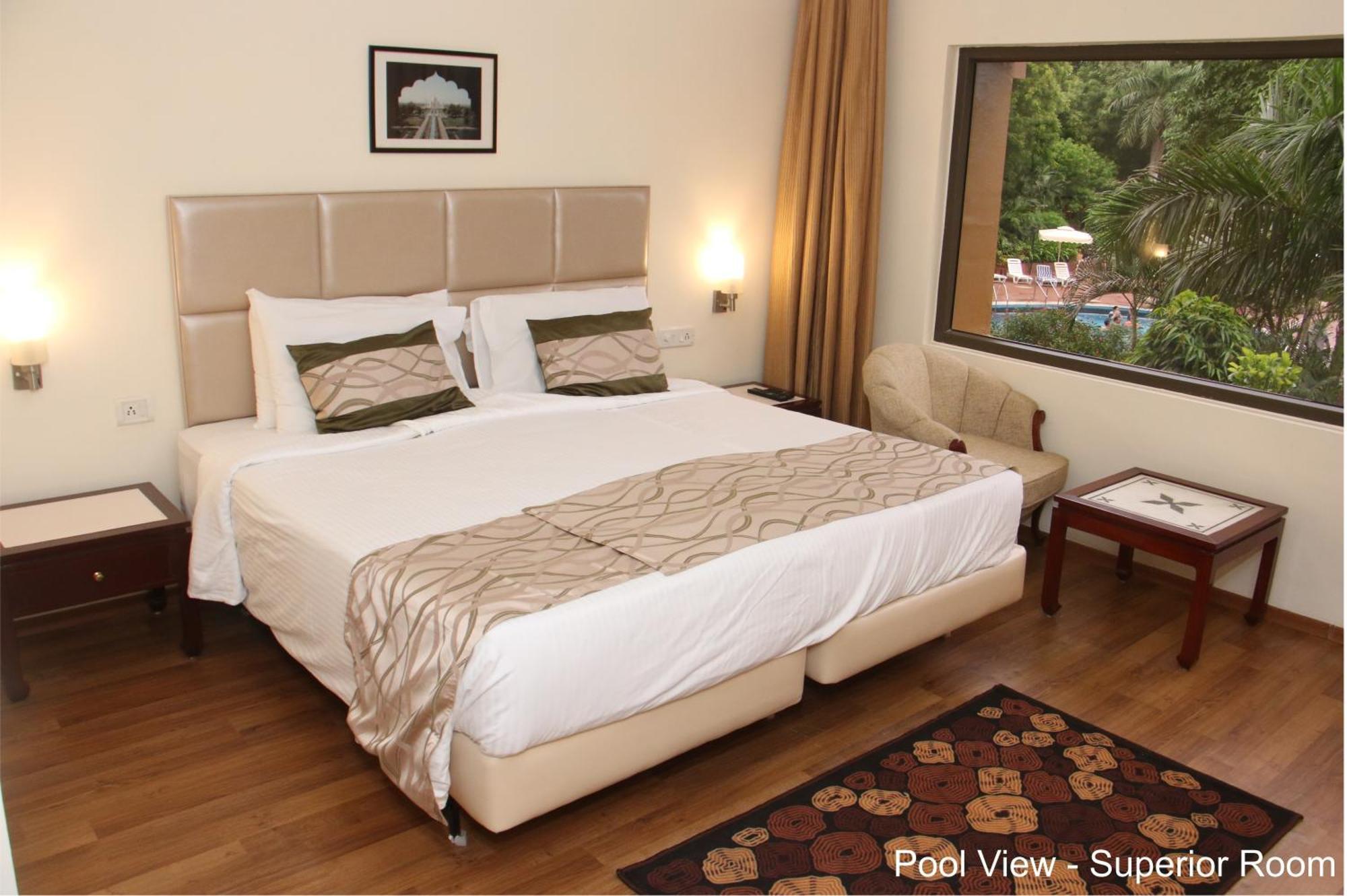 Hotel Clarks Shiraz Agra (Uttar Pradesh) Exterior foto